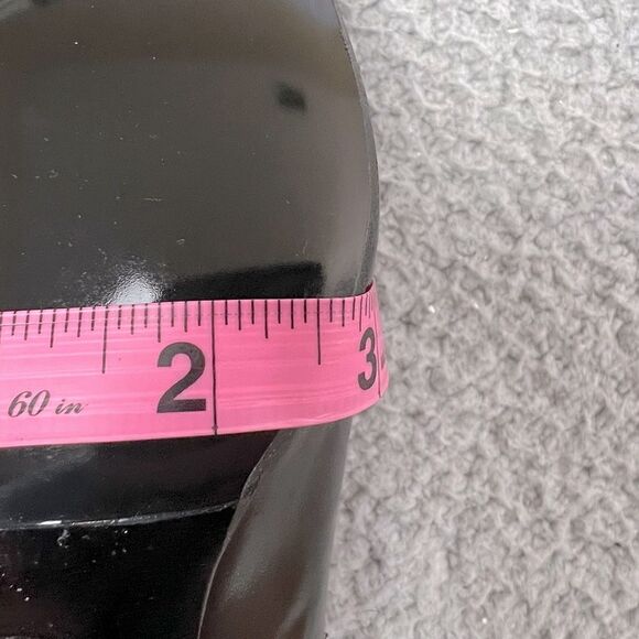 CHANEL WOMENS BLACK LEATHER HEELS SIZE 7 1/2 - Picture 10 of 16